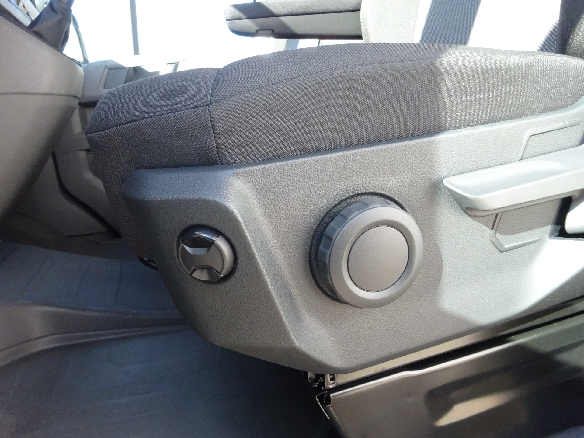 Volkswagen Crafter - skříňový vůz