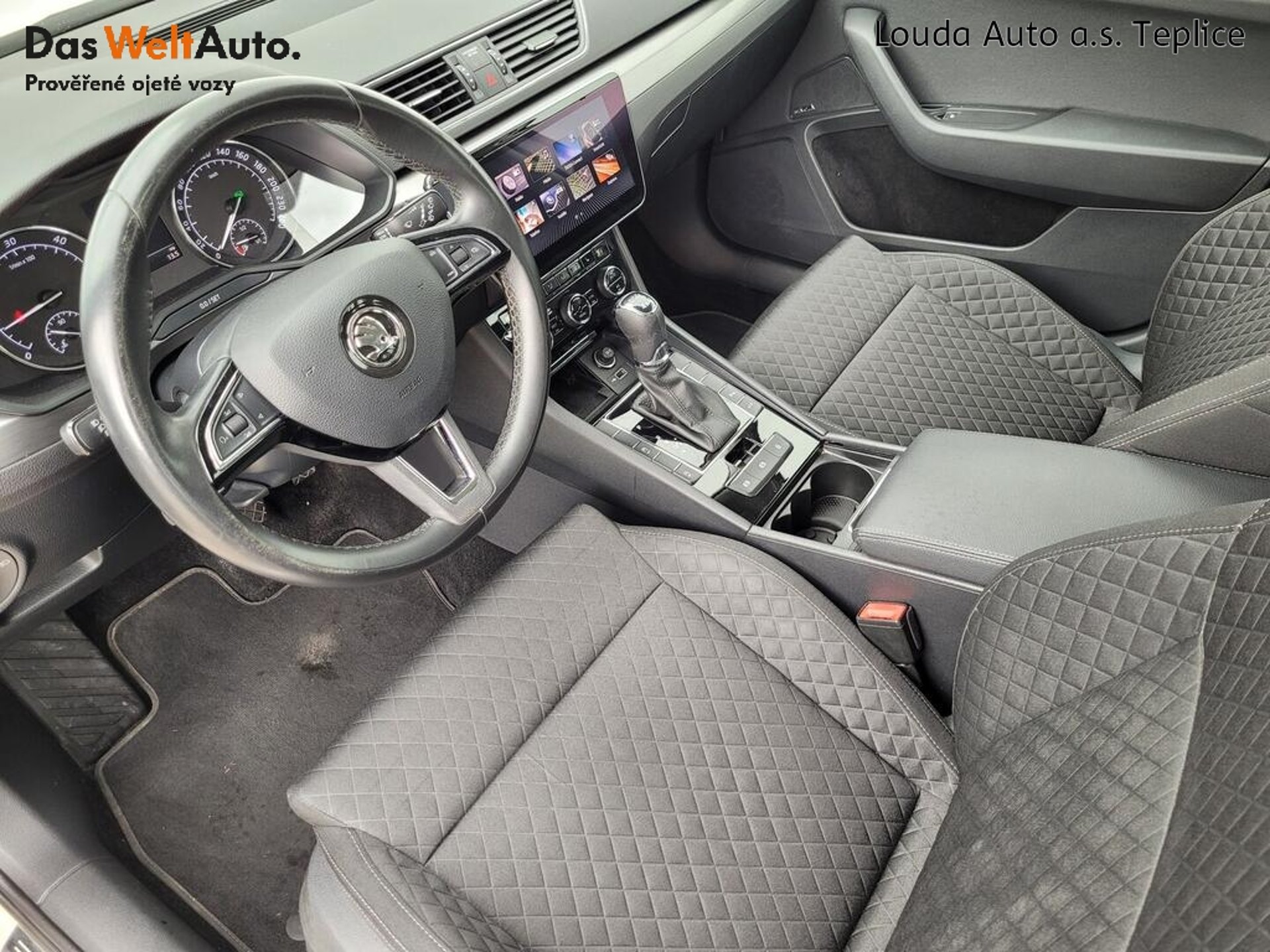 Škoda Superb