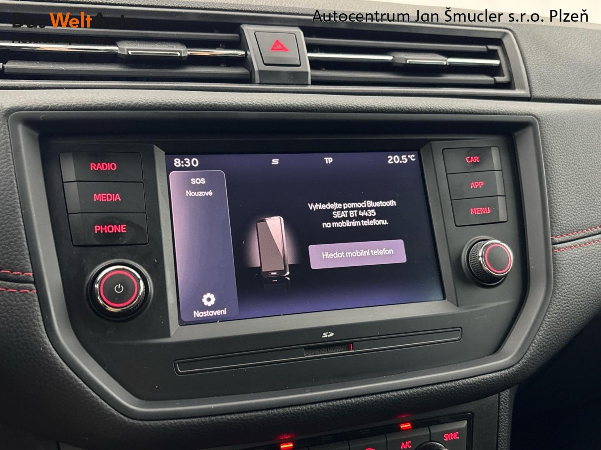 Seat Arona