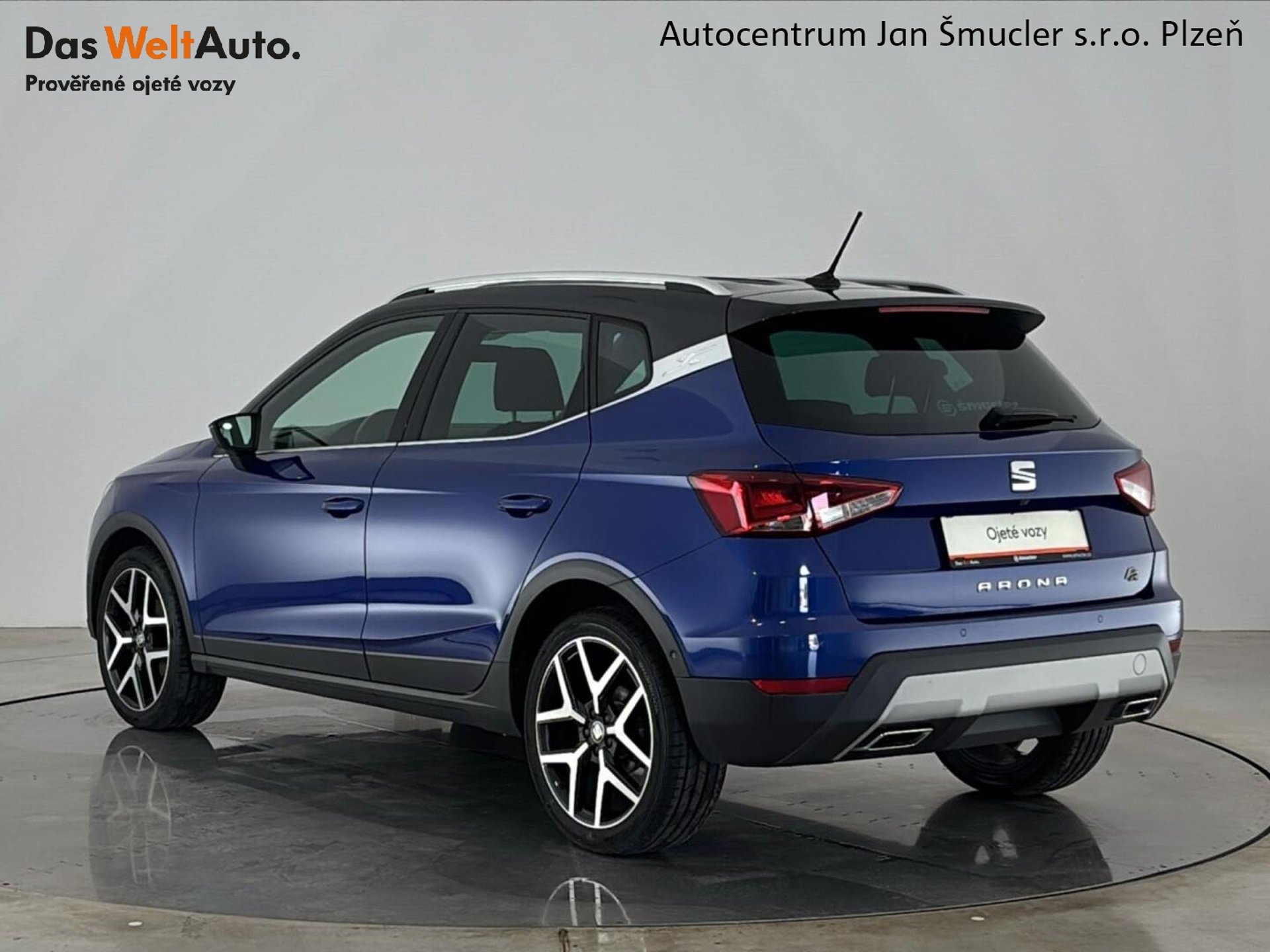 Seat Arona