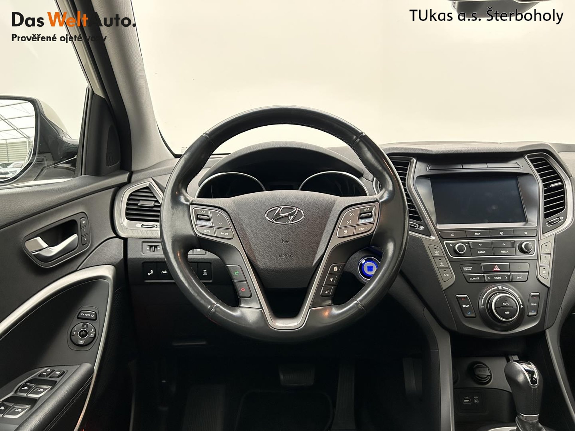 Hyundai Grand Santa Fe