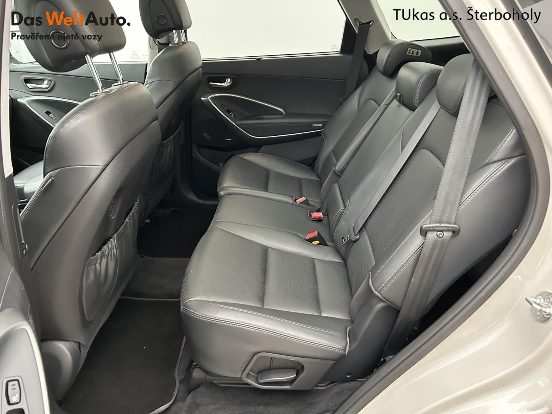 Hyundai Grand Santa Fe