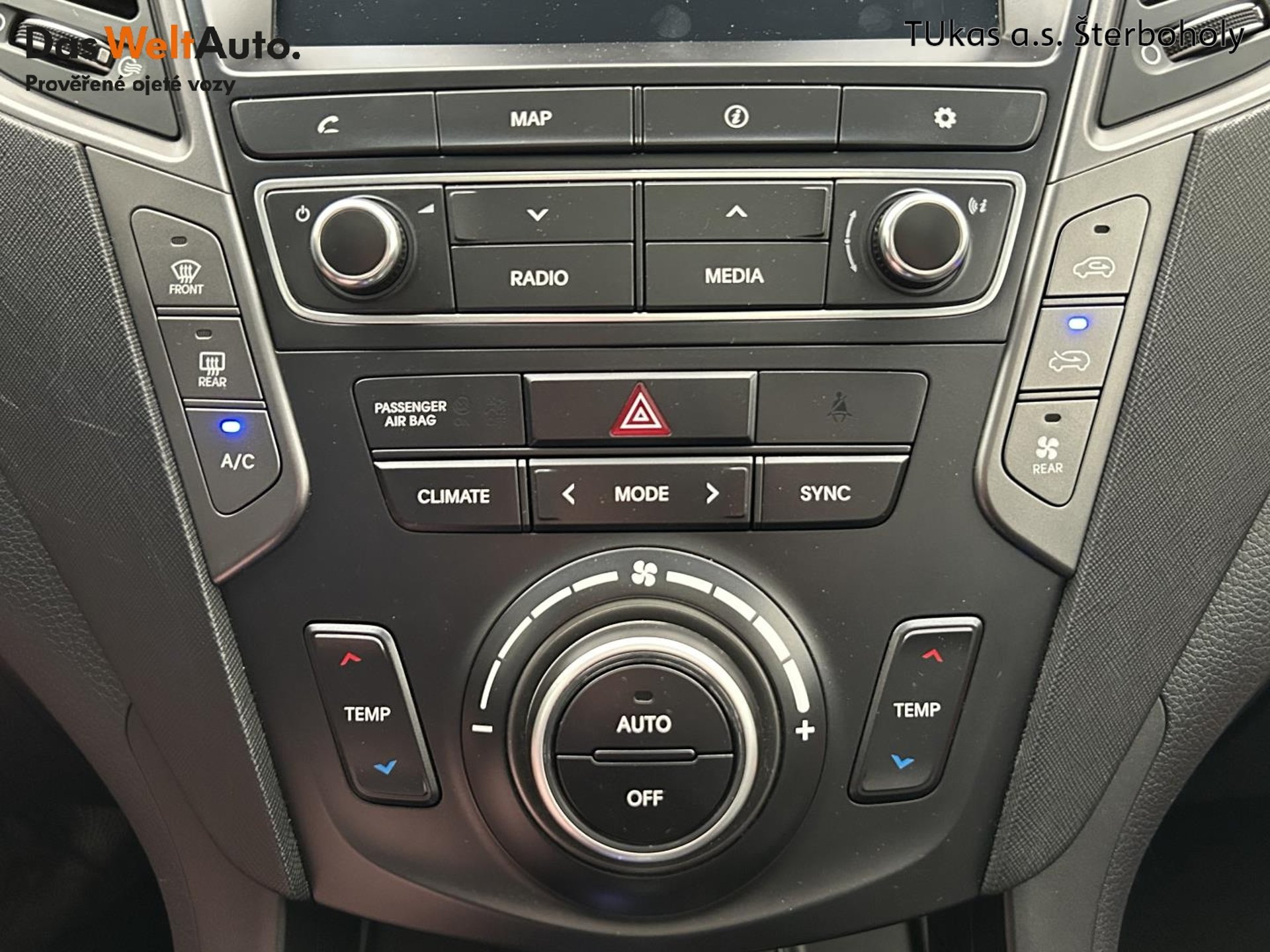Hyundai Grand Santa Fe
