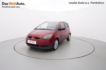 Mitsubishi Colt  1.3  70 kW manuál ,