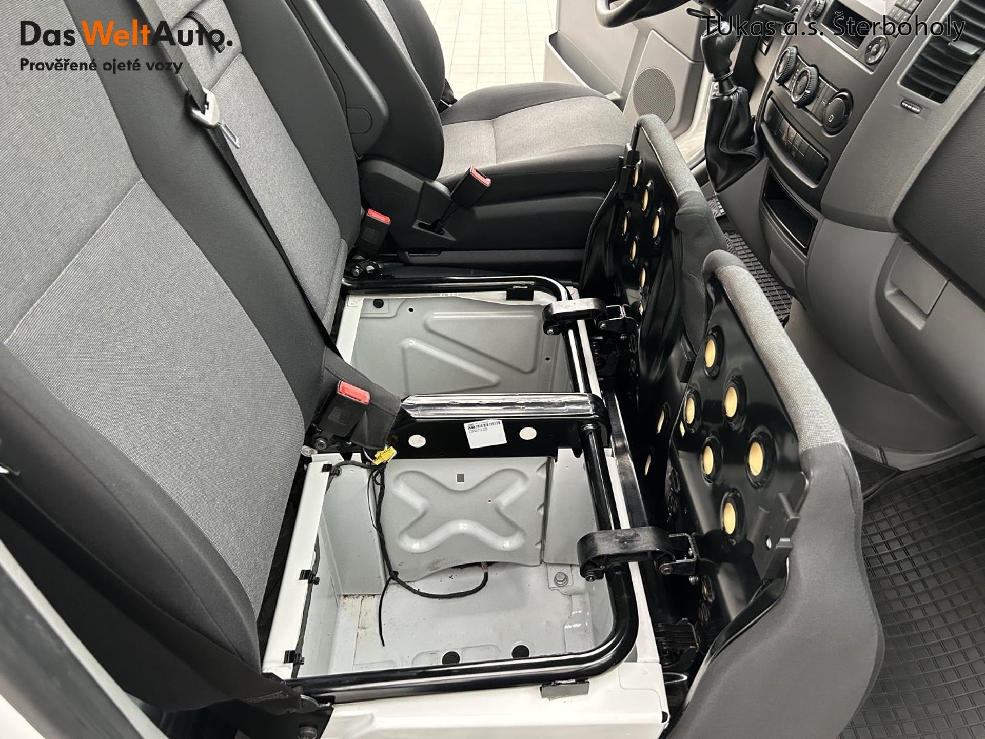 Volkswagen Crafter - skříňový vůz