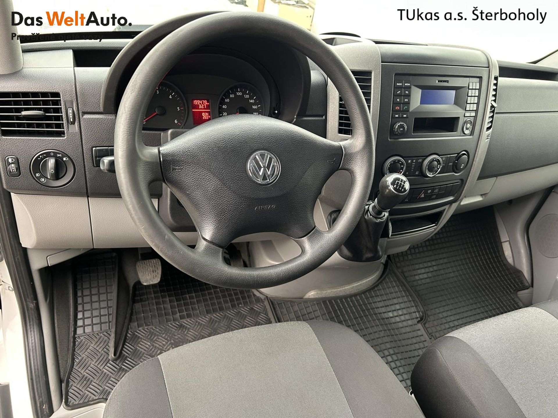Volkswagen Crafter - skříňový vůz