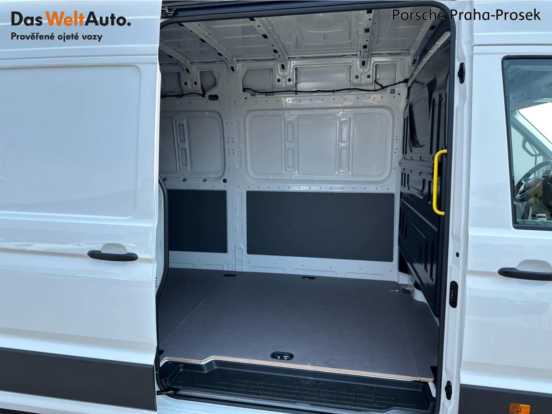 Volkswagen Crafter - skříňový vůz