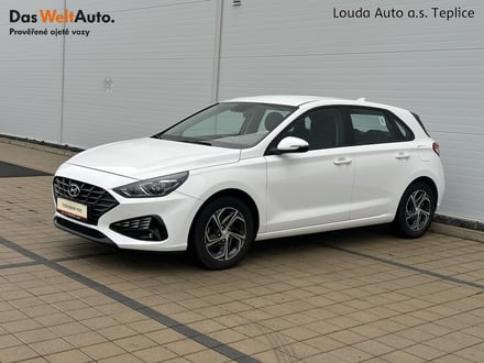 Hyundai i30 comfort 1.5 DPI 81 kW manuál ,