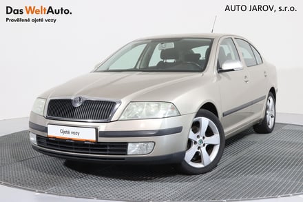 Škoda Octavia AMBIENTE 1,6 FSI 85 kW/TAŽNÉ ZAŘÍZENÍ