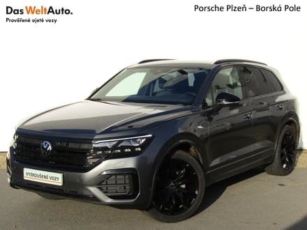 VW Touareg R-Line 3.0 TDI 210KW NEZ.TOPENÍ