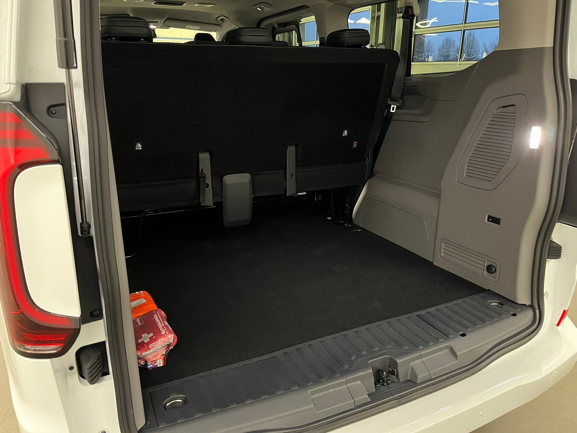 Volkswagen T7 Caravelle