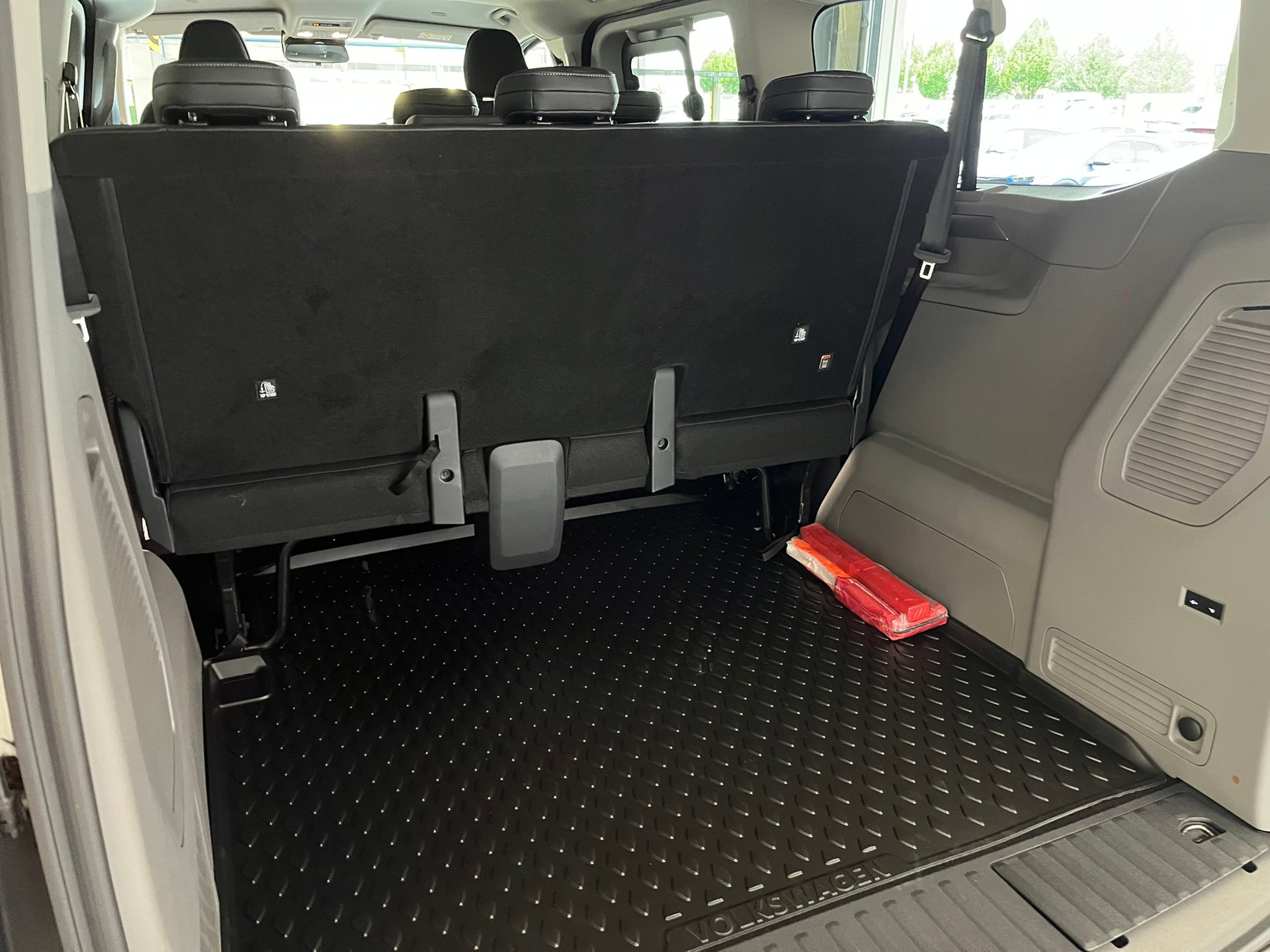 Volkswagen T7 Caravelle