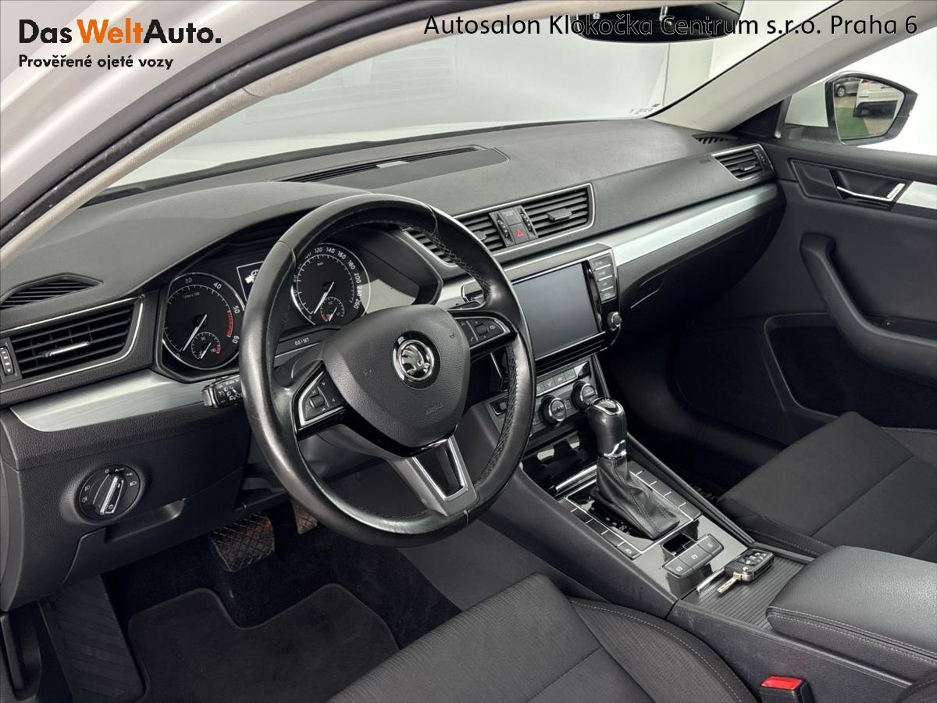 Škoda Superb