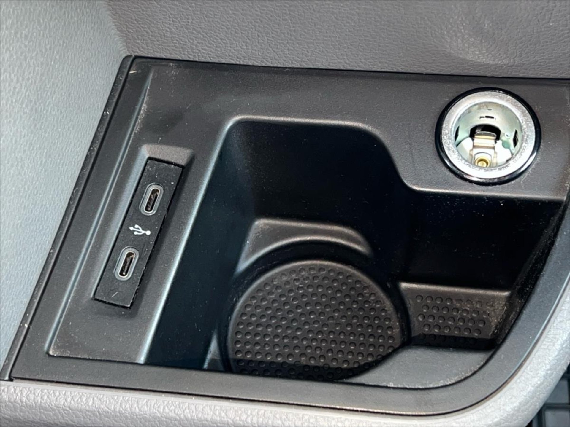 Volkswagen Transporter 6.1