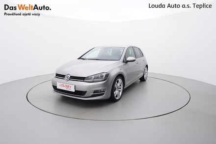 VW Golf Highline 1.4 TSI 110 kW manuál ,