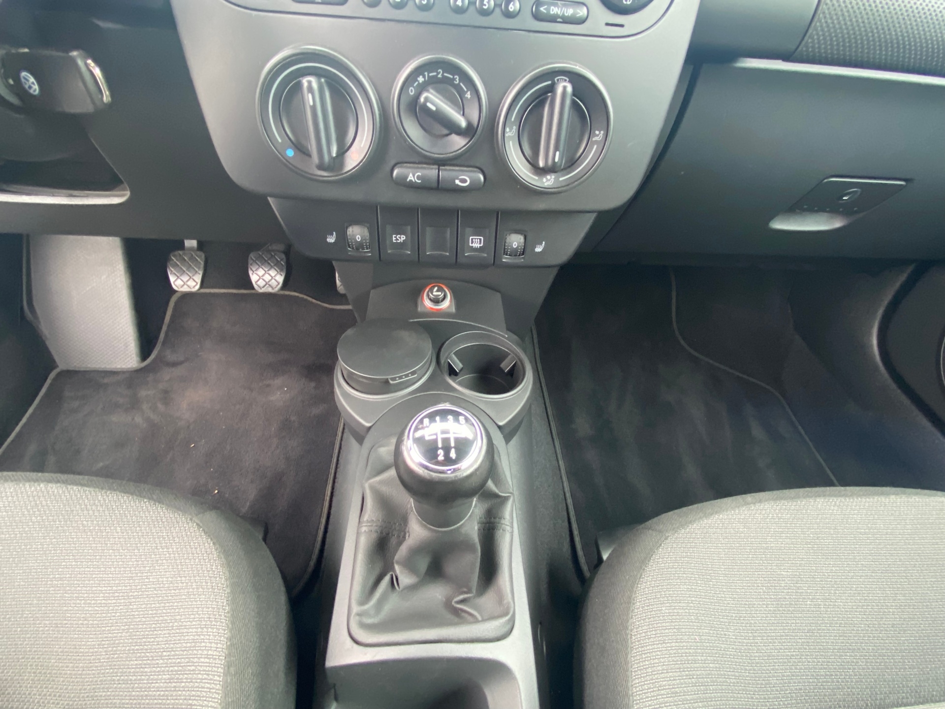 Volkswagen New Beetle Cabrio