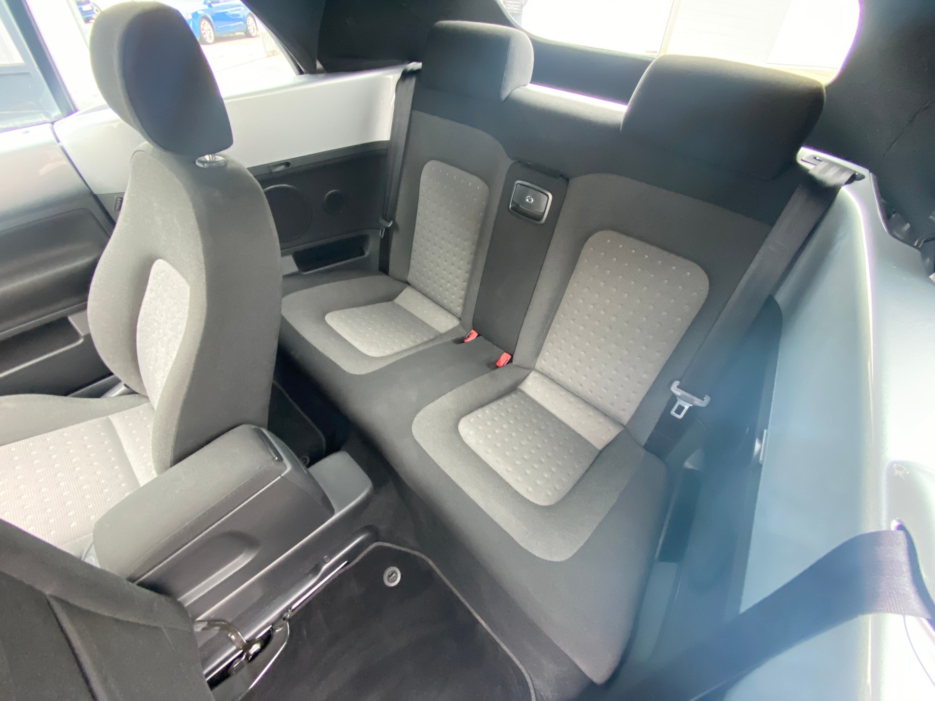 Volkswagen New Beetle Cabrio