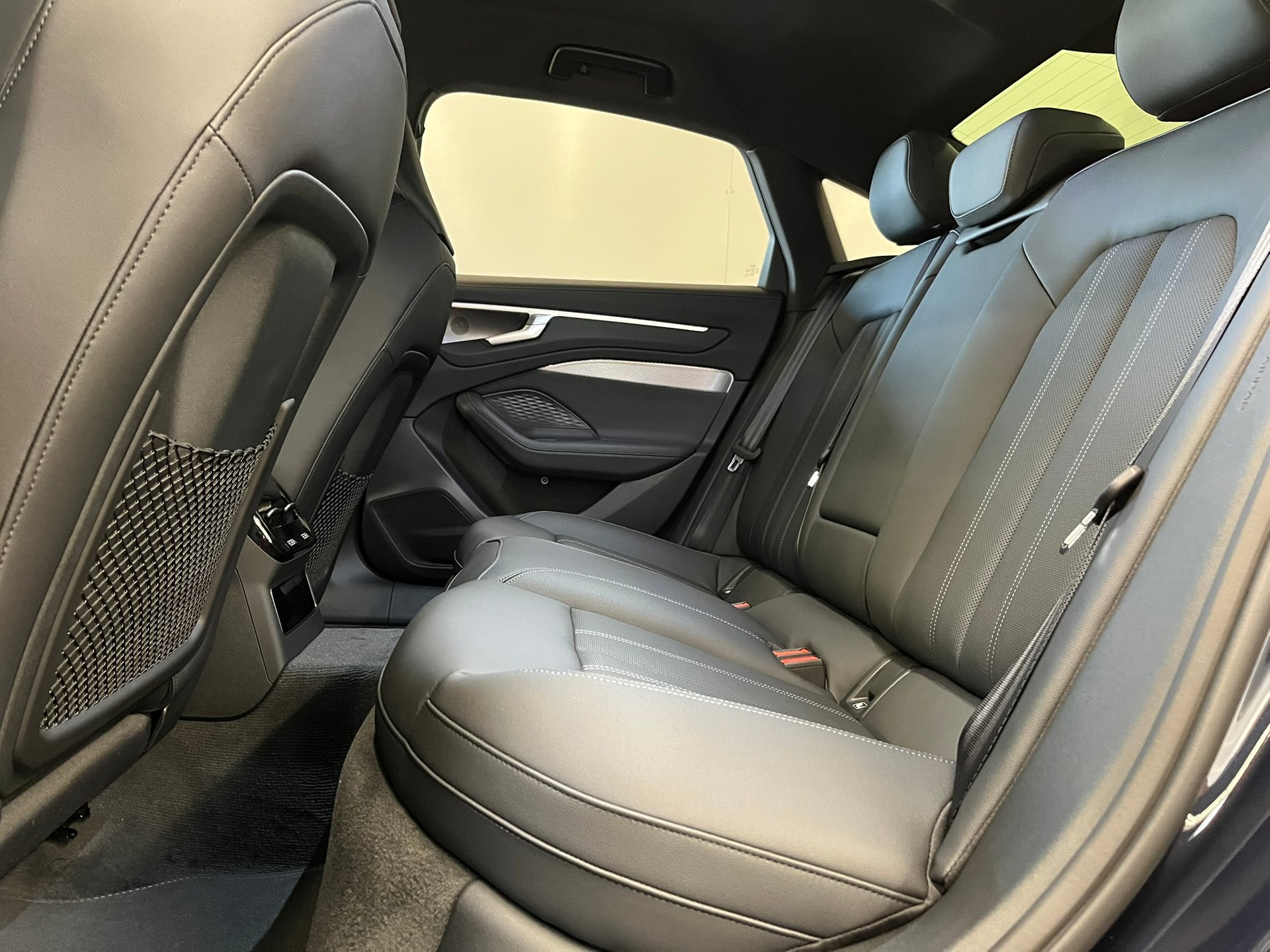 Audi A6 Limuzína
