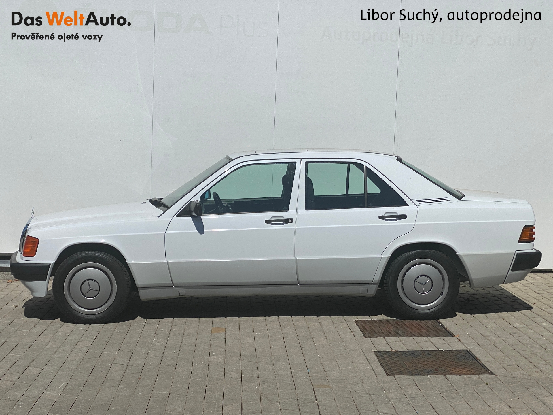 Mercedes-Benz 190