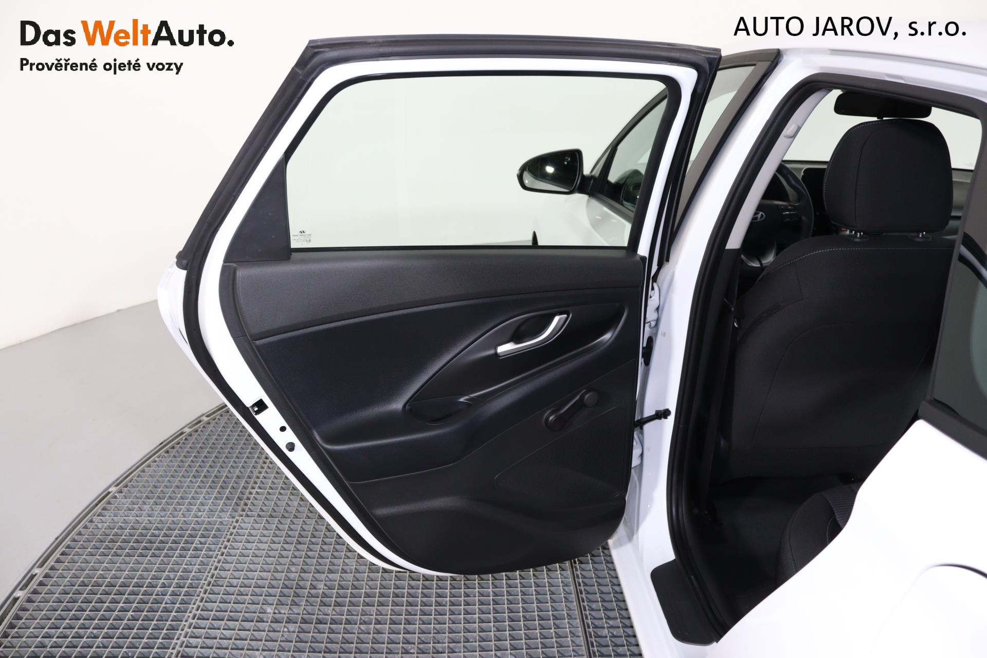 Hyundai Infiniti I30