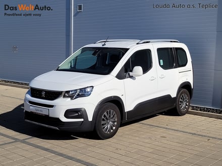 Peugeot Rifter Allure 1.2 PureTech 81 kW manuál ,
