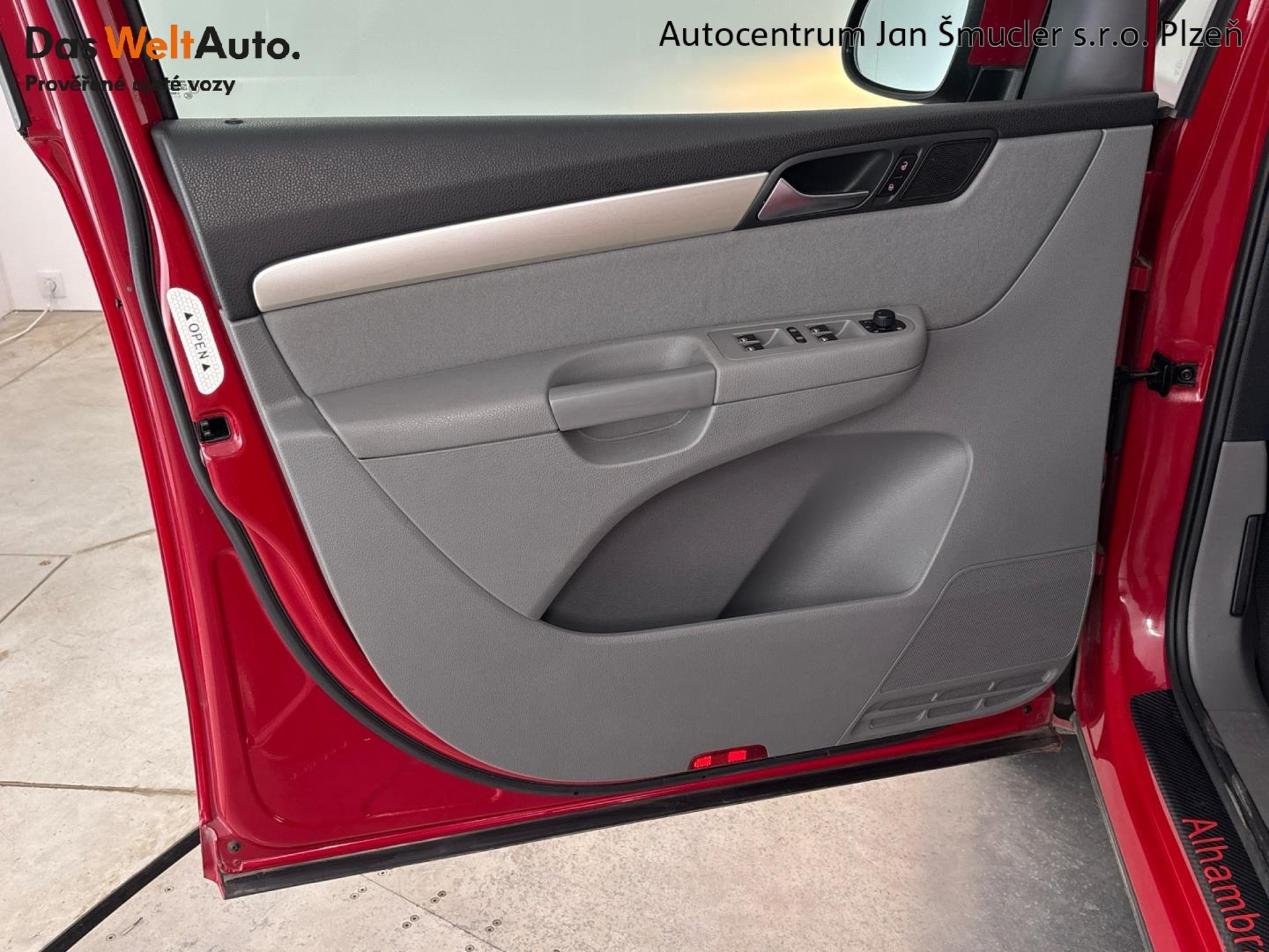 Seat Alhambra