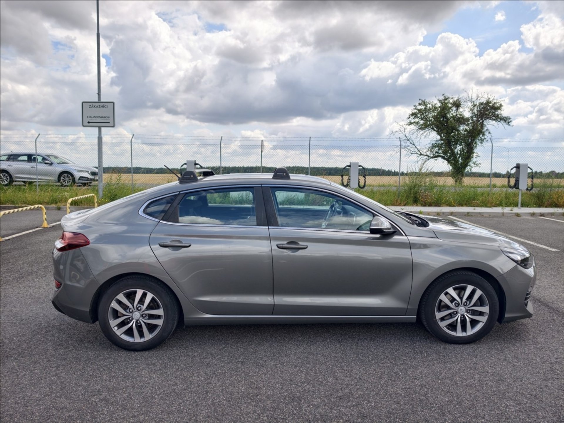 Hyundai i30 fastback