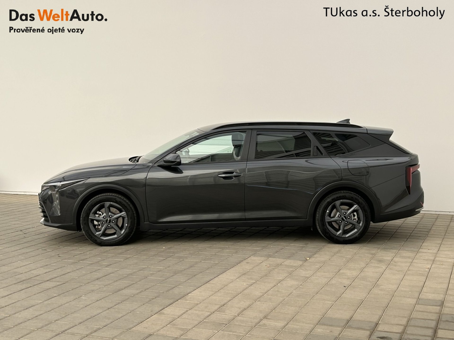 Kia K4