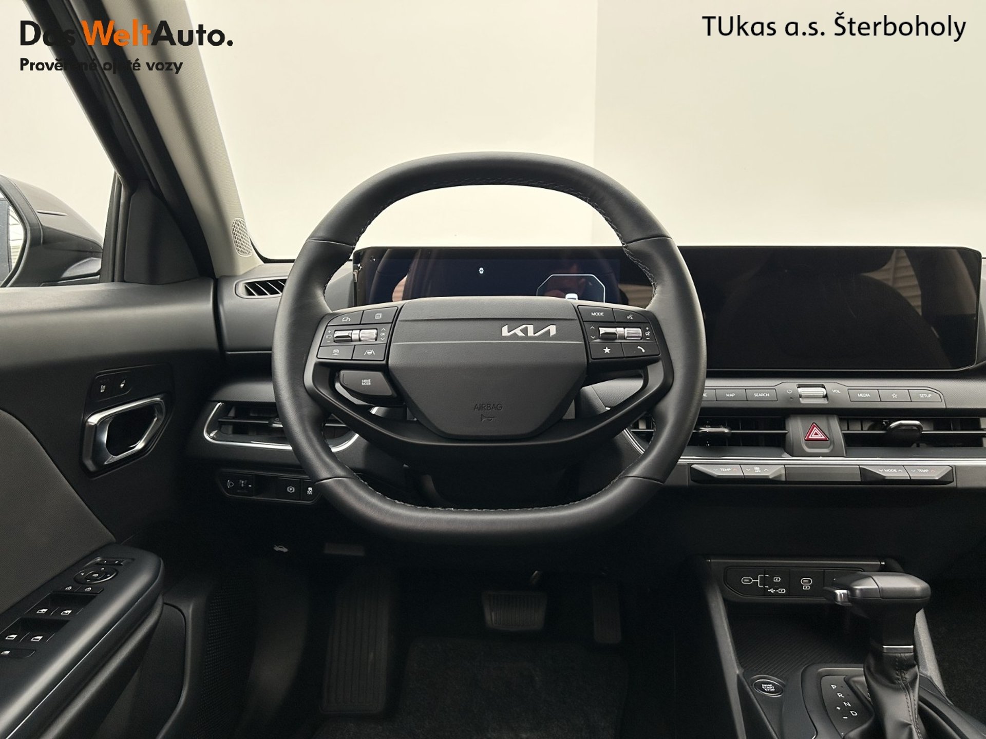 Kia K4