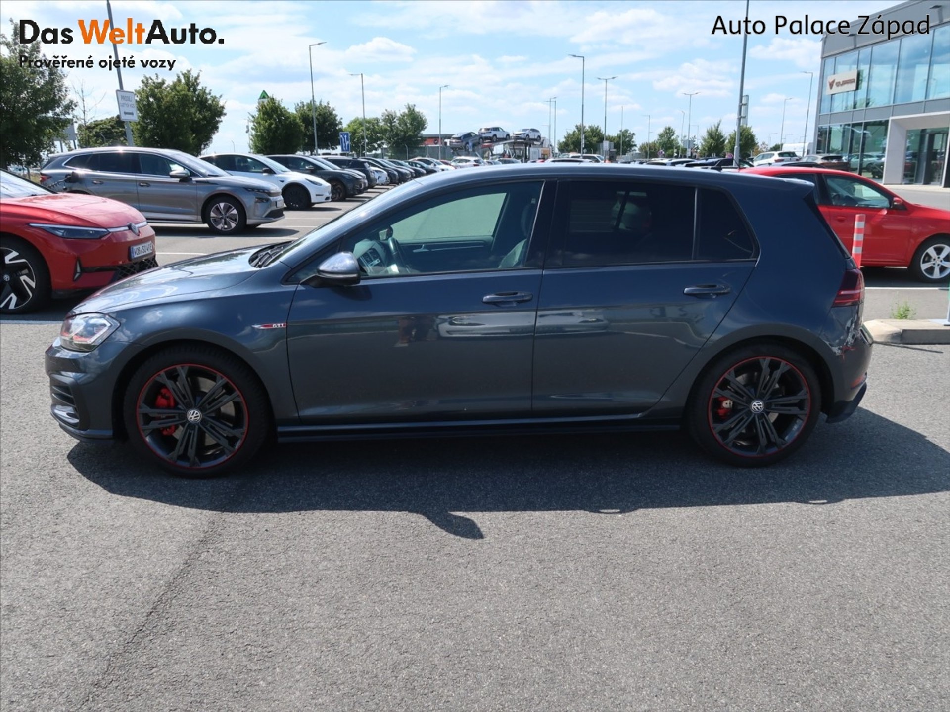 Volkswagen Golf GTI