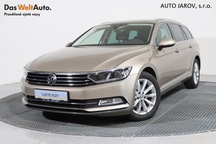 VW Passat Variant Highline 2,0 TDI DSG/ LED, ACC
