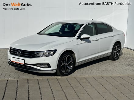 VW Passat 2,0 TSI / 140 kW / Elegance / 7DSG