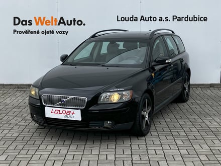 Volvo V50 KINETIC 2.0  100 kW manuál ,