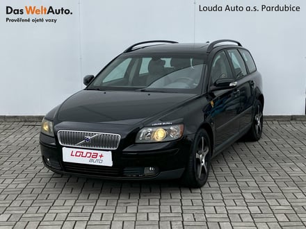 Volvo V50 KINETIC 2.0  100 kW manuál ,