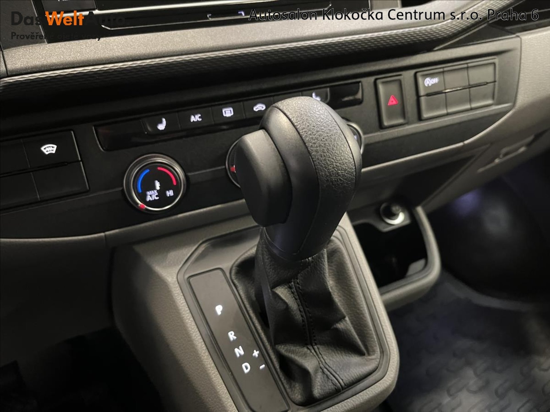 Volkswagen Transporter 6.1