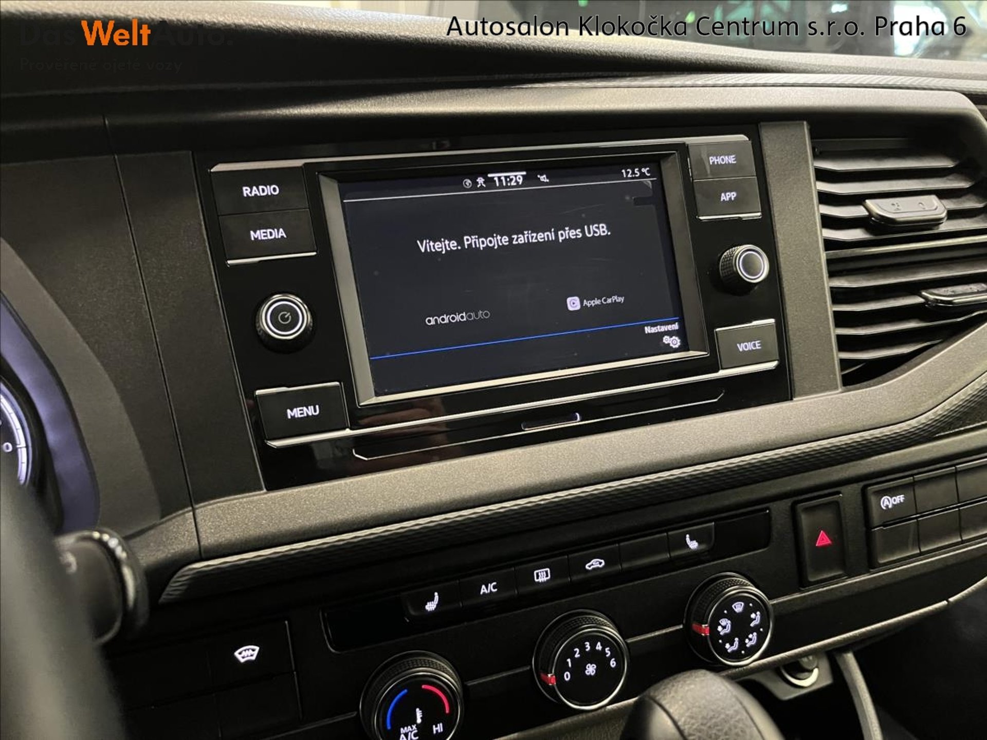 Volkswagen Transporter 6.1