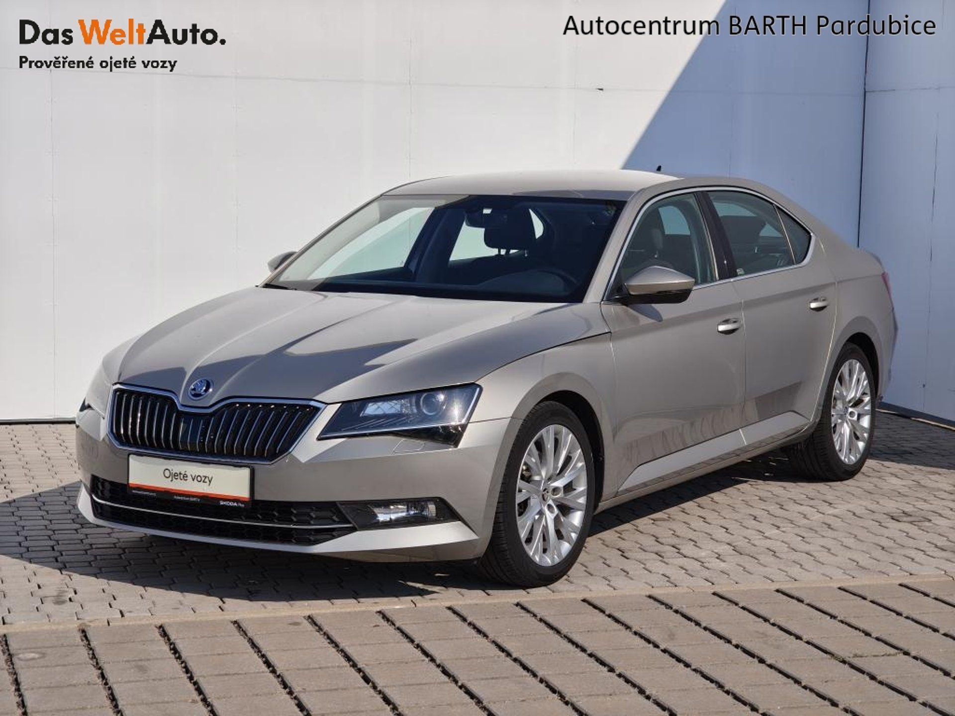 Škoda Superb