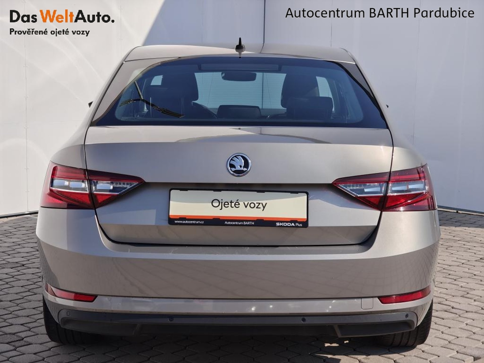 Škoda Superb