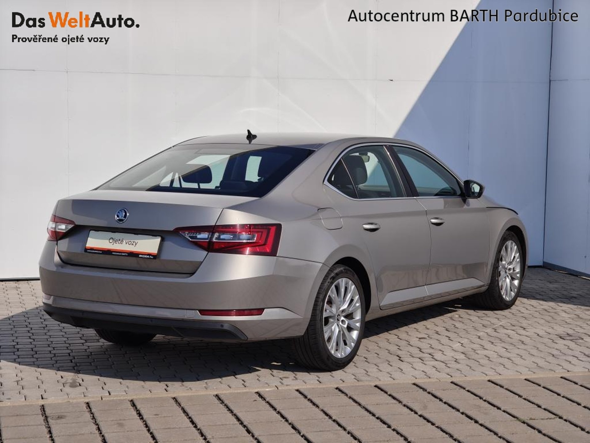 Škoda Superb