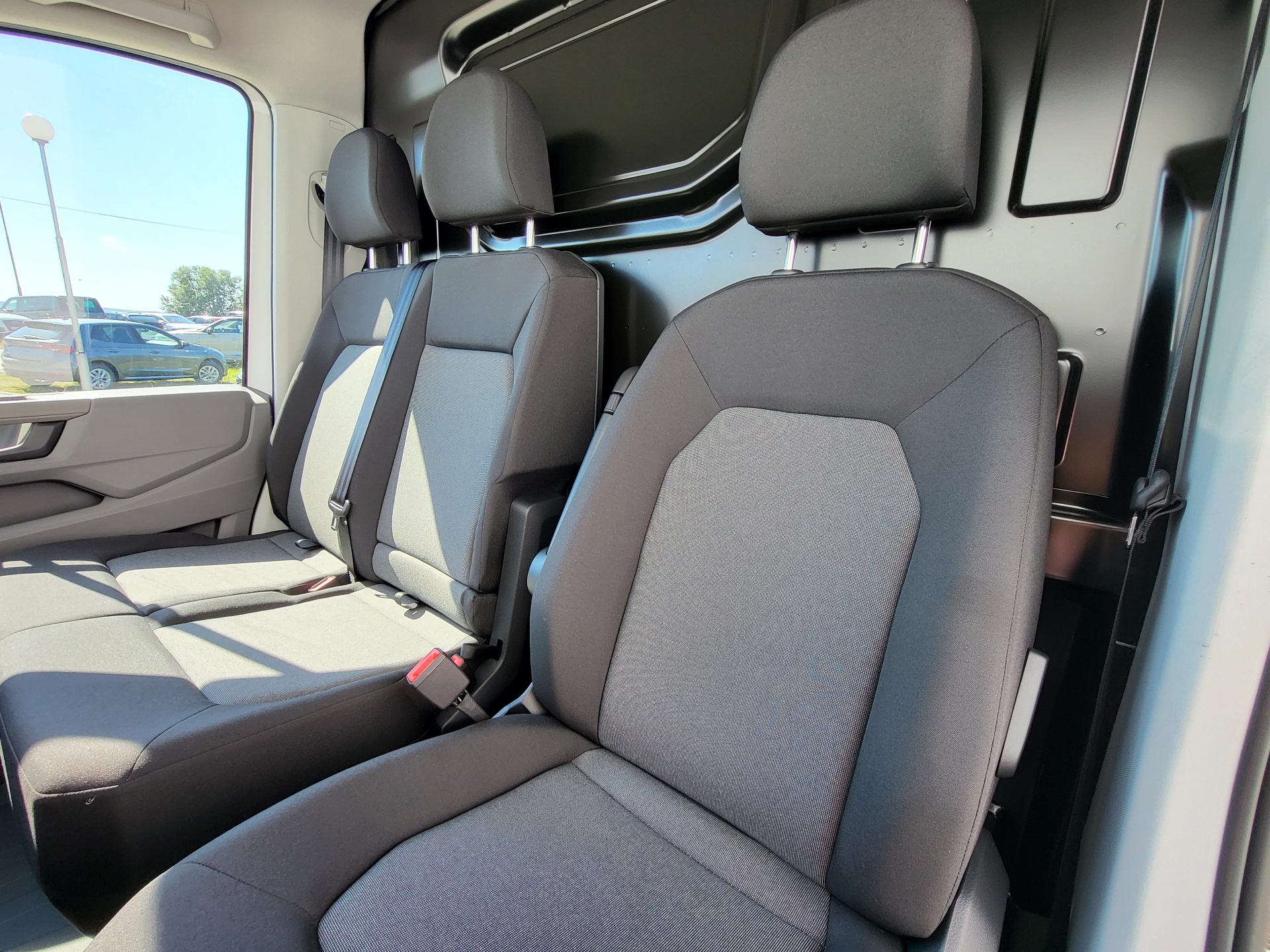 Volkswagen Crafter - skříňový vůz