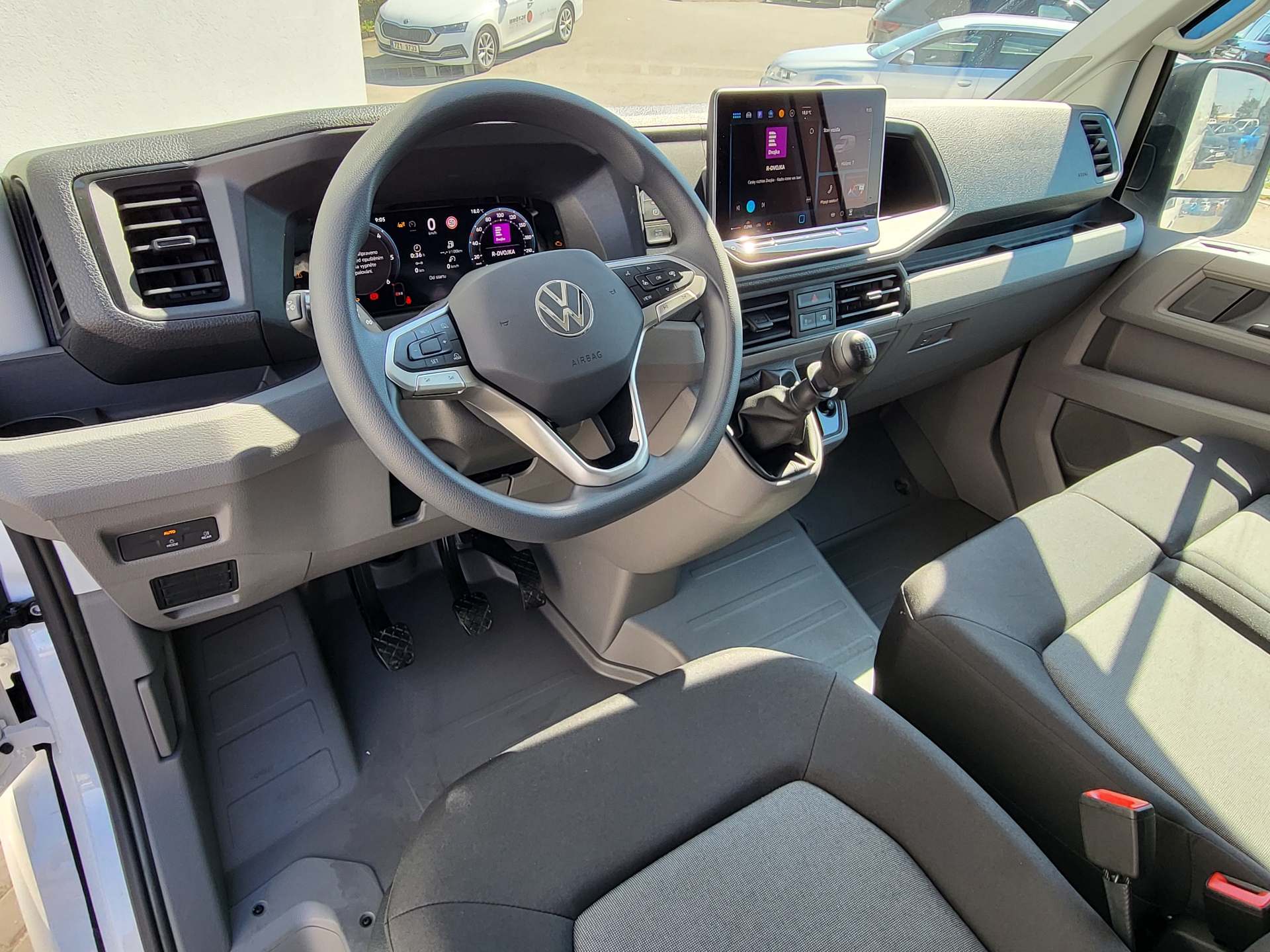 Volkswagen Crafter - skříňový vůz