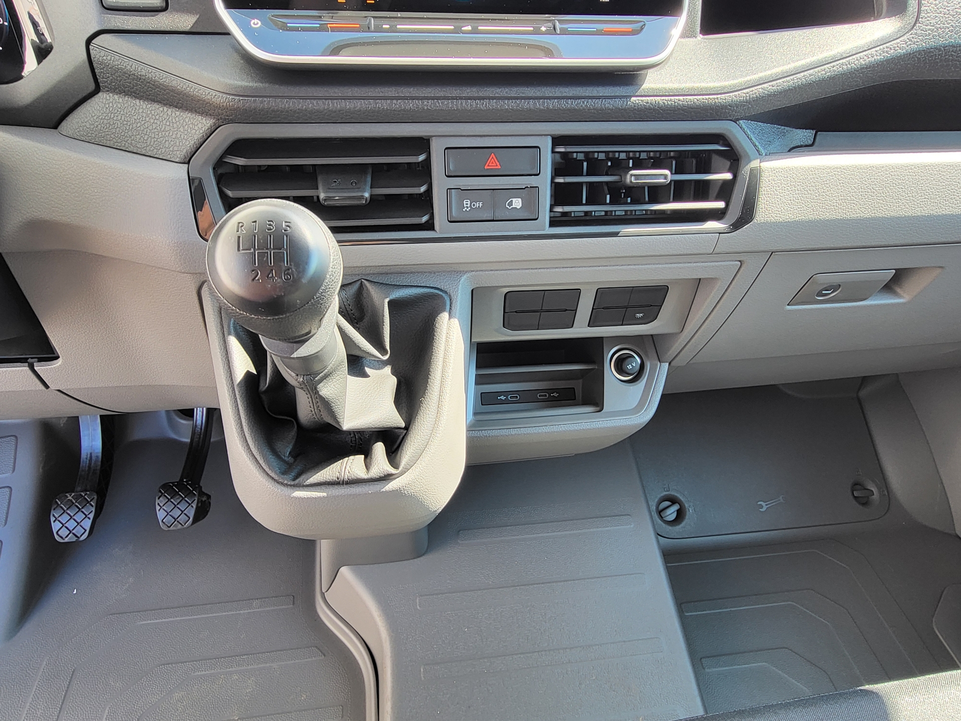 Volkswagen Crafter - skříňový vůz