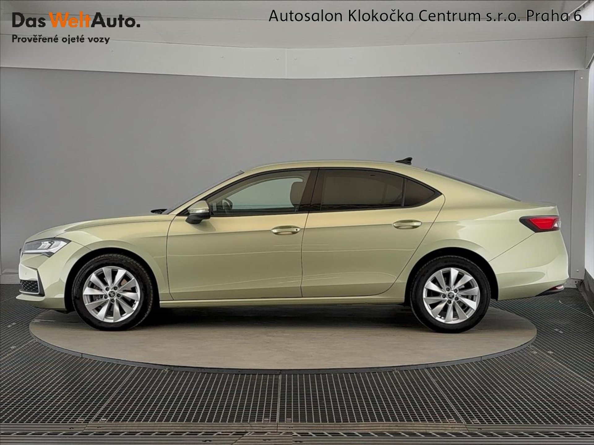 Škoda Superb