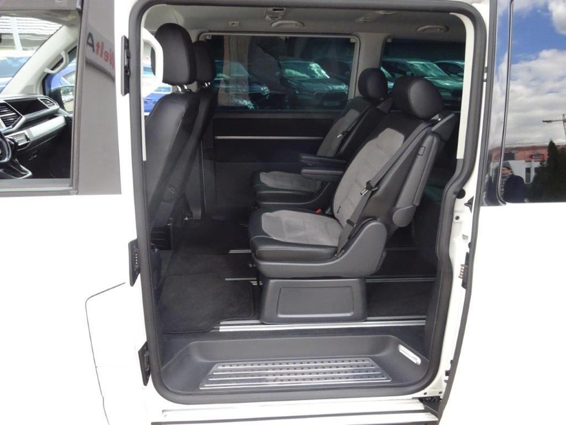 Volkswagen Multivan