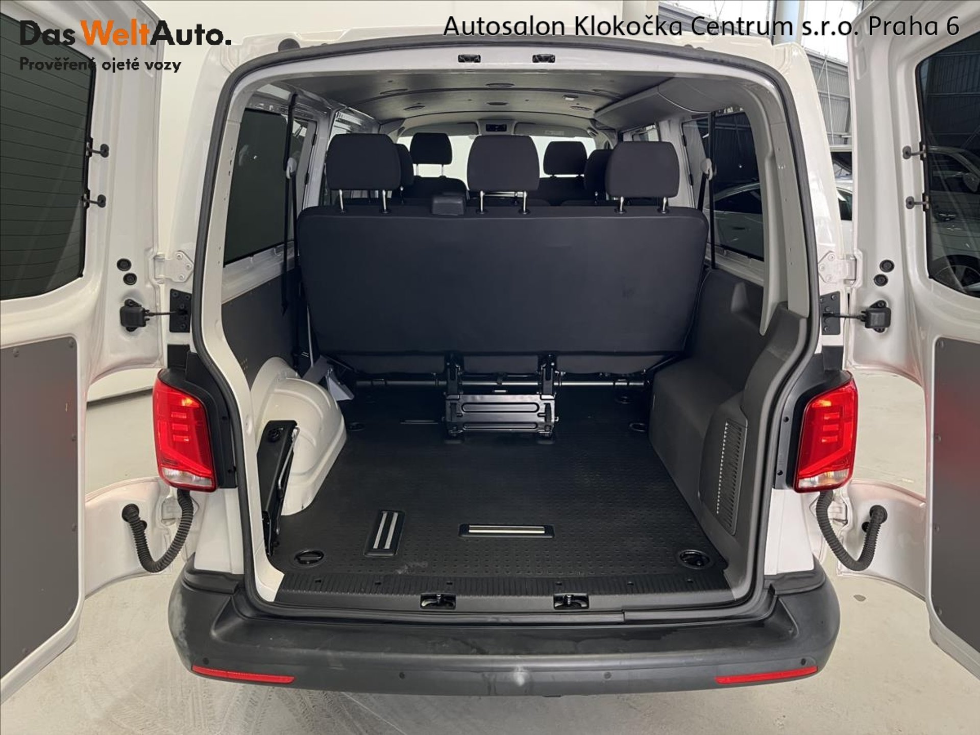 Volkswagen Transporter 6.1 Kombi