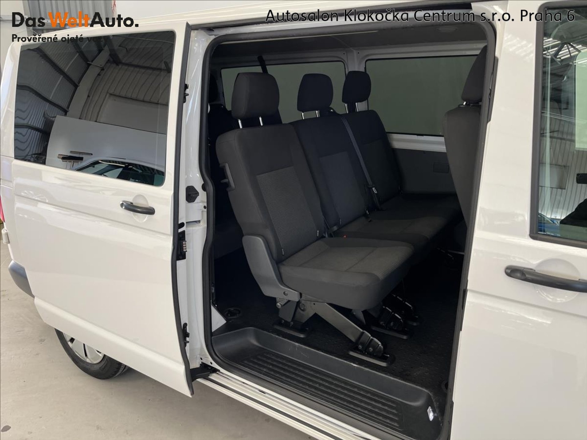 Volkswagen Transporter 6.1 Kombi