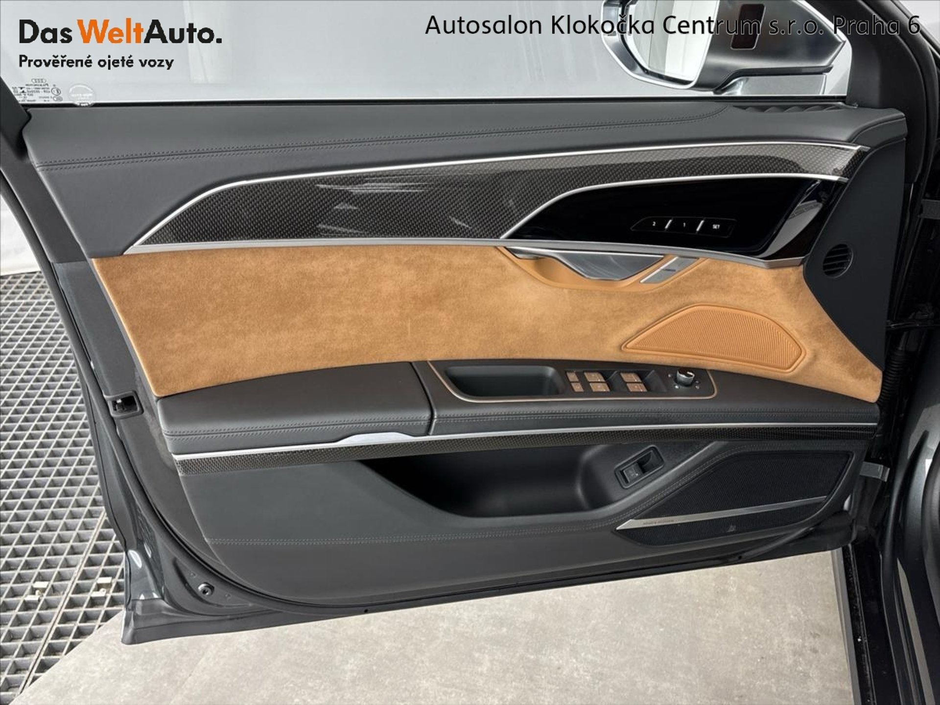 Audi S8
