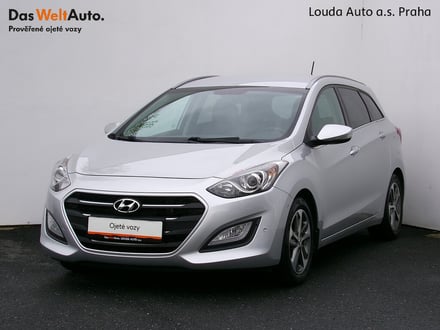 Hyundai i30  1.6 DCI 100 kW manuál ,