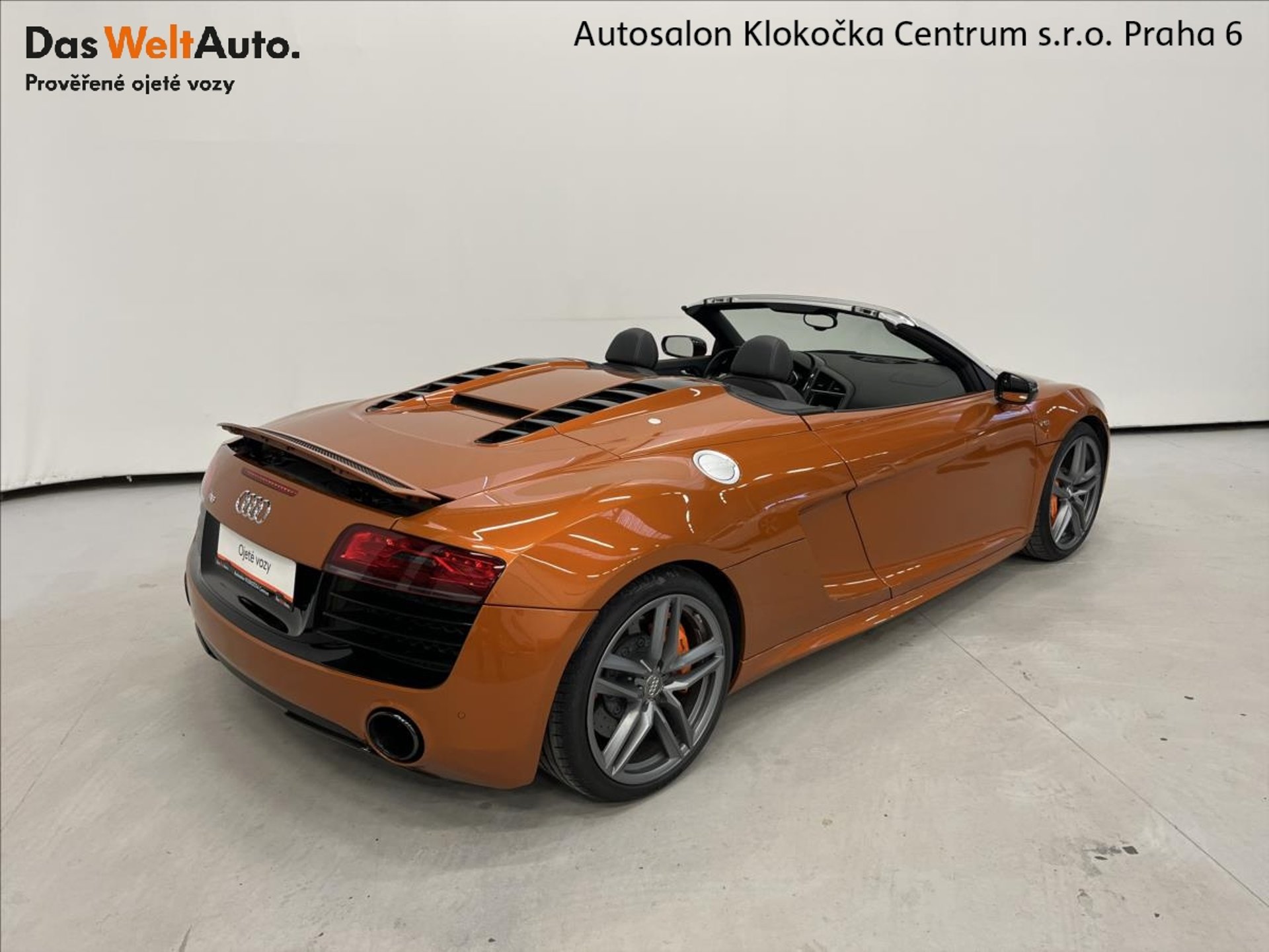 Audi R8