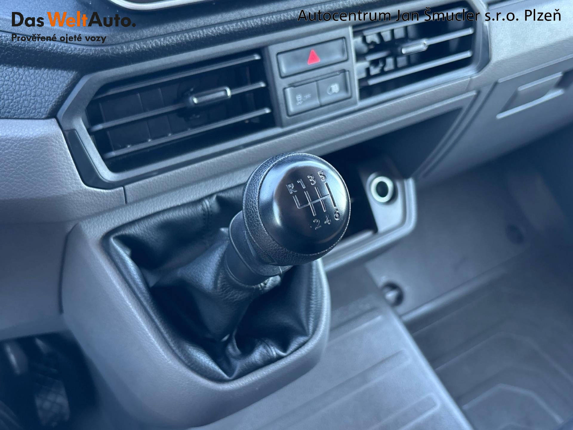 Volkswagen Crafter - skříňový vůz